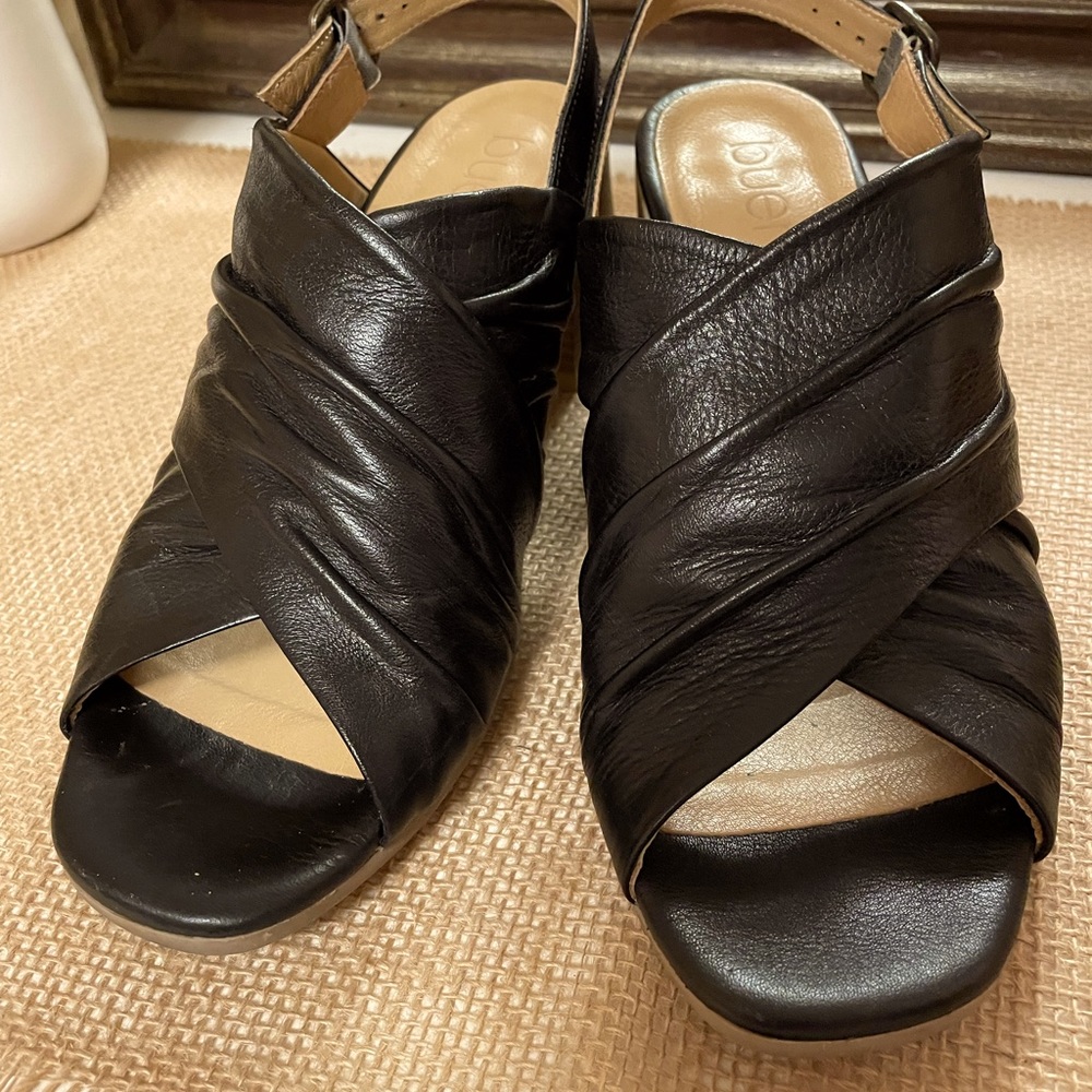Bueno Eden Rushed slingback sandals, sz8
